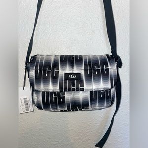 UGG Dalton Crossbody Puff Purse